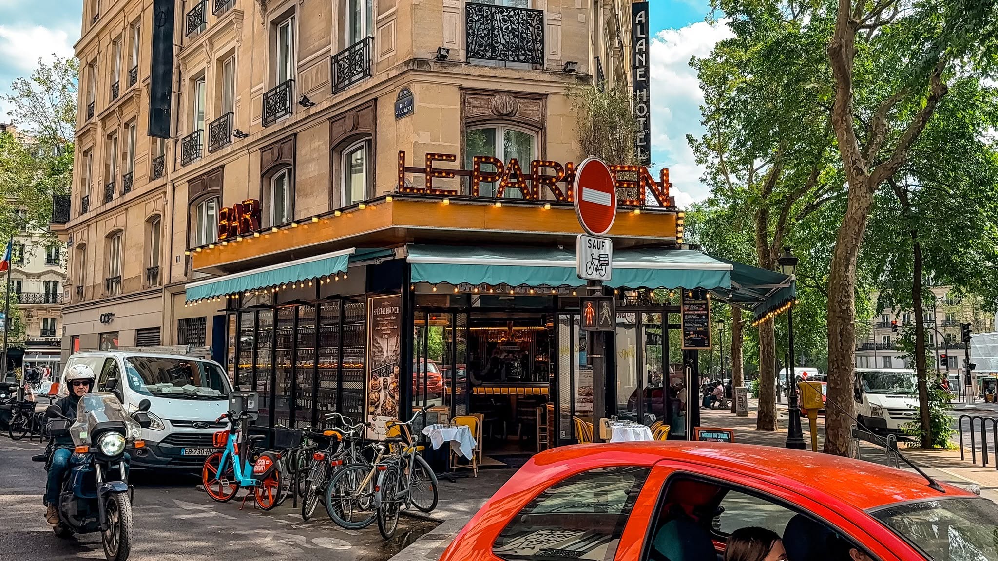 paris walking.jpg